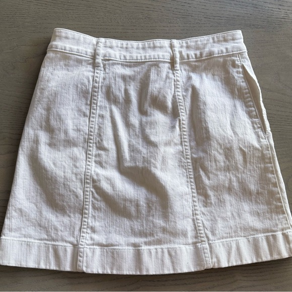 Michael Kors White Denim A-Line Mini Skirt - Size 4 - Picture 3 of 5